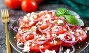 Tomaten-Zwiebel-Salat: Die Geheimnisse für den besten Geschmack