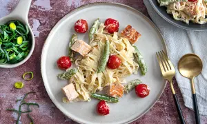 Lachs-Nudeln: Das Geheimnis für cremige & schnelle Pasta