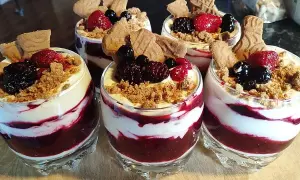 Desserts im Glas: Schnelle & einfache Rezepte für jeden Anlass
