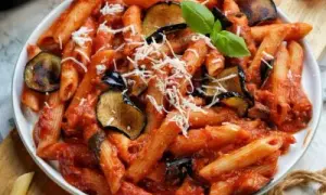 Pasta alla Norma: Mein klassisches Rezept für perfekte Auberginen-Nudeln