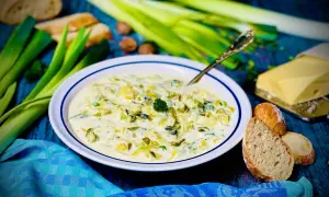Cremige Lauch-Käse-Suppe: So gelingt der Klassiker perfekt!