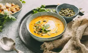 Kürbis-Curry-Suppe: Cremig, einfach, in 30 Minuten fertig!