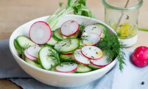 Nie wieder wässrig: Der perfekte Gurken-Radieschen-Salat