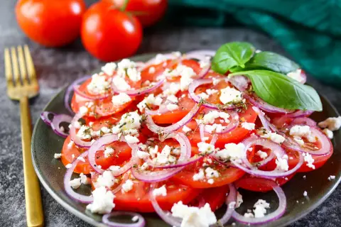 Tomaten-Zwiebel-Salat: Die Geheimnisse für den besten Geschmack