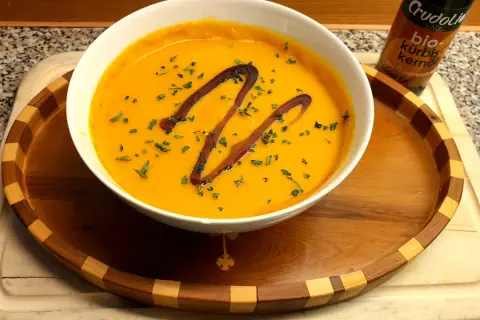 Karotten-Ingwer-Suppe: Mein Geheimrezept für Wärme & Immunkraft
