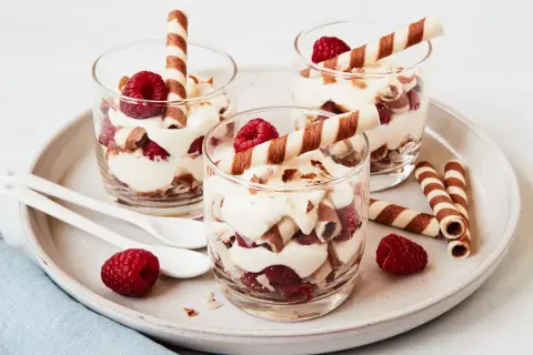 Himbeer-Dessert im Glas: Einfache Rezepte & Tipps für Blitz-Genuss