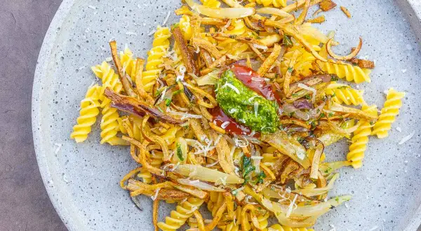 Schinkennudeln Rezept: In 20 Min. fertig mit 3 genialen Varianten