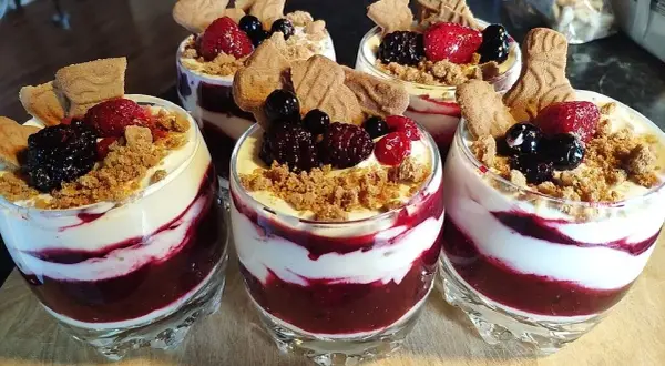 Desserts im Glas: Schnelle & einfache Rezepte für jeden Anlass