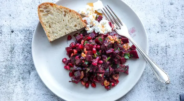 Rote Bete Salat: So einfach gelingt Ihr Lieblingsrezept!