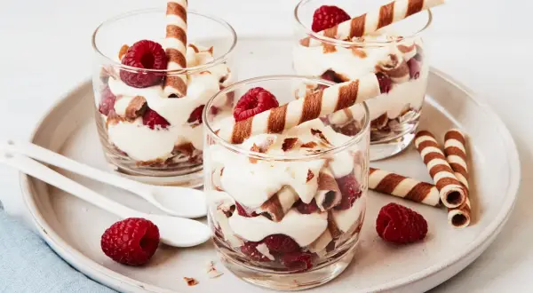 Himbeer-Dessert im Glas: Einfache Rezepte & Tipps für Blitz-Genuss