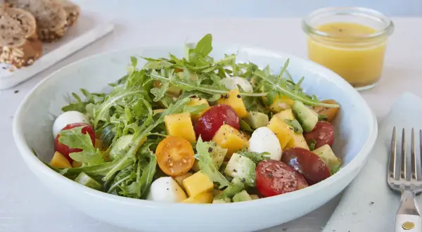 Salat mit Mango: So gelingt Ihr fruchtig-frischer Lieblingssalat
